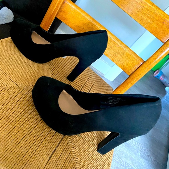 Torrid heels - Picture 1 of 3